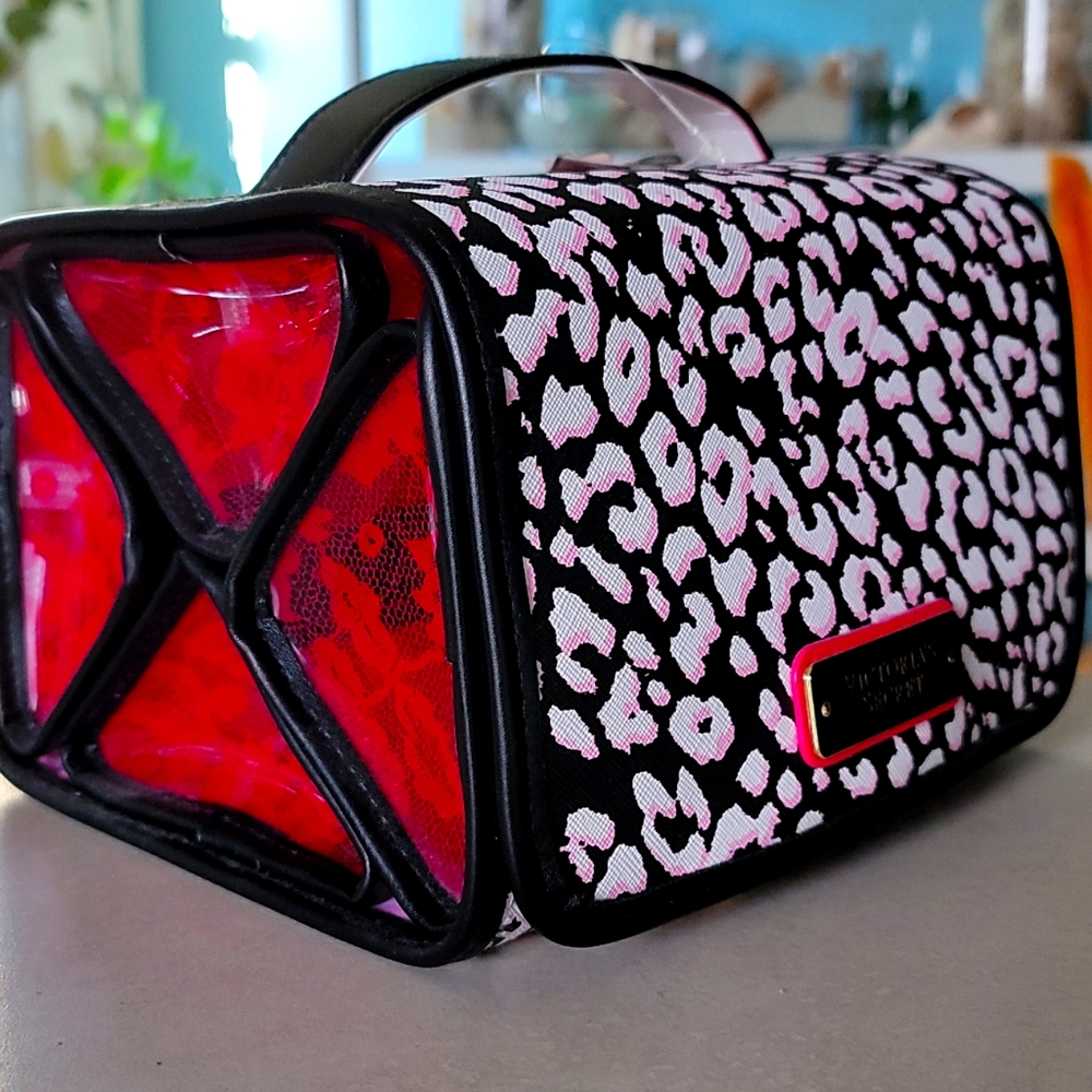 Victoria's Secret Travel Bag. Retired*
